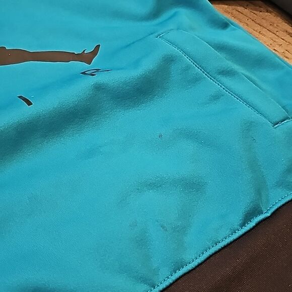 Jordan sweater size 5-6 - Picture 3 of 10